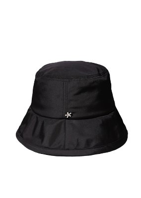 EARFLAP BLACK BUCKET HAT